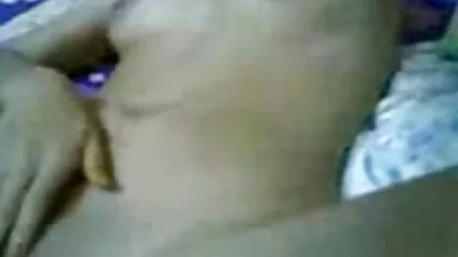 Zuriani juega solo en casa cachondas xxx hd