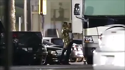 Miley cyrus & stella maxwell - lesbianas pelicula porno de piratas