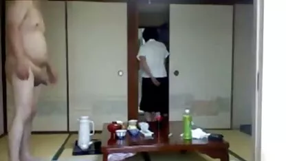 Criada del Hotel flash - uflashtv.Com videos de xxx tetonas