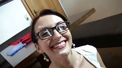 Caliente morena alemana obtiene lección privada y un facial pov  lindas colegialas xxx