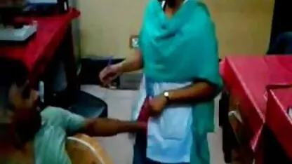 Técnico finguring señora médico en sonaimuri hospital colegialasmexicanasxxx