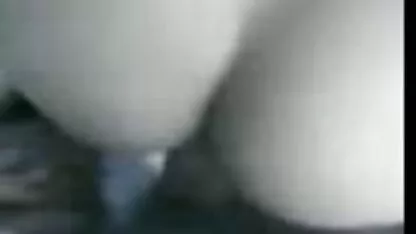 Malayo principal bontot dalam kereta putanuda