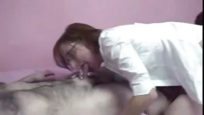 Nerd pelirrojo ama de casa layla consigue coño follada porno americano hd