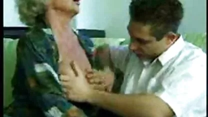 Alemán abuelita 7 rubias tetonas xx