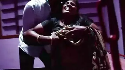 S. India tetona mallu tía consiguió masaje con su conductor la negra culona