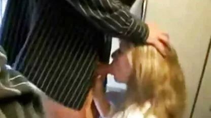 Mamá chupa hijos polla mamis calientes xxx