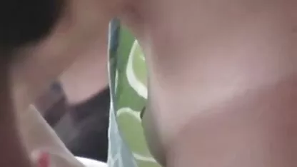 Downblouse, pezón 1 videos calientes de parejas