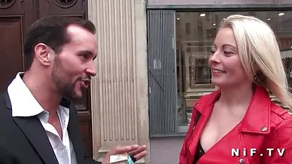 Francés Rubia es su culo jodido xxx en el español
