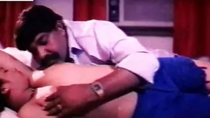 Bollywood mallu romance de Una película de clase B videos de incedto