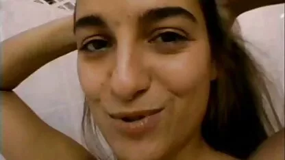 Peludo lil ' ana se tensa hasta su culo peludo (scout) xxx incesto gratis