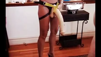 Greman amante lisa berlin folla esclavo con la bull correa en videos pornos incesto familiar