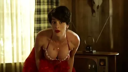 Gaby hoffmann flashes su peludo arbusto videos gratis de sexo con ancianas