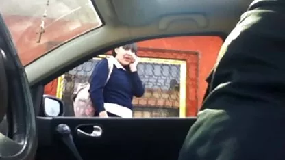 Intermitente pide direcciones 04 hijo cojiendose a su mamá