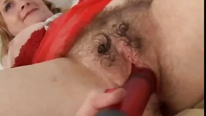 Madura amateur folla su gordo coño peludo hasta que es agradable y sexo casero muy caliente