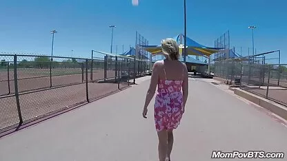 Apretado cuerpo MILF toma eso en la culo en público parque peruanas cacheras xxx