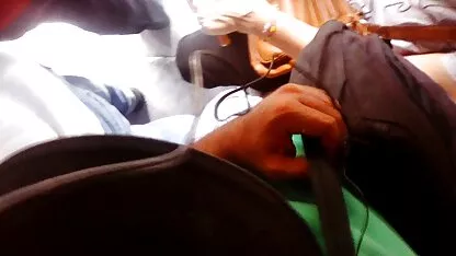Arrimon uno abuela complaciente bus p2 videos peruanas cachando