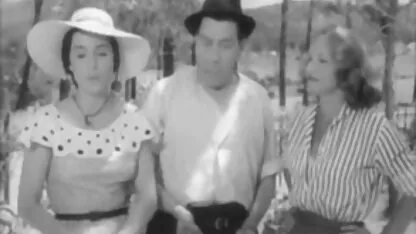 Sorprendente desnudez durante un 1958 francés de la película yoga amateur porn