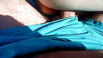Follando discretamente en la playa maduras caseras peludas