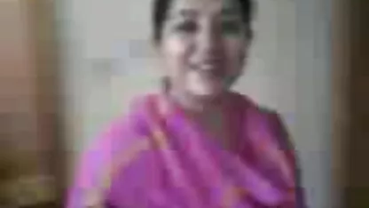 Milf con tetas grandes cogiendo con mi mama videos