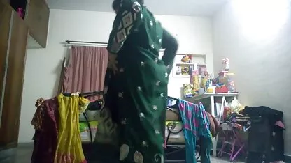 Desi bhabi oculto leva  abuelos cachondos xxx