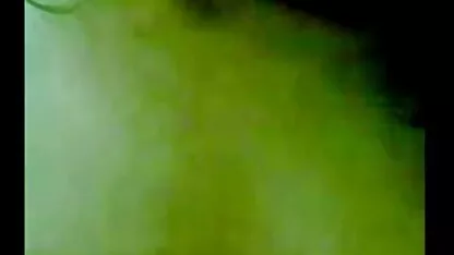 Esta zorra árabe debe ser follada!!! videos de lesbianas x