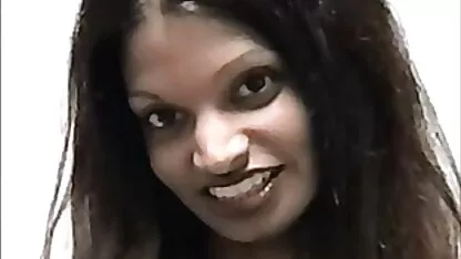 Bastante flaco de la India nena xxx con mujeres nalgonas
