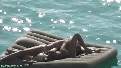 Amateur rubia atrapado en spycam chichona mamando