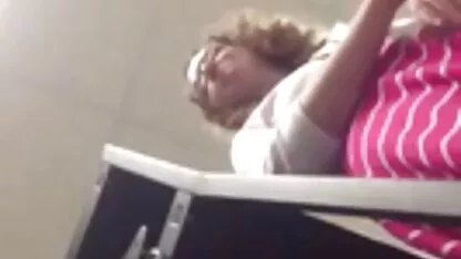 Caliente maestro upskirt quiero ver película porno