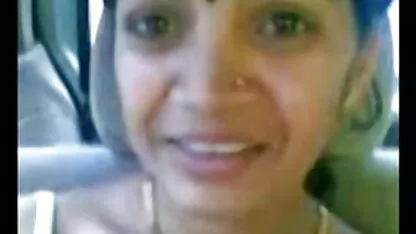 Inteligente madura de la India tía tetas mostrar en el coche videos xxx esposas mexicanas