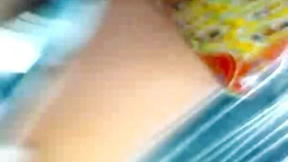 Autobús upskirt madre caliente se folla al pequeño de su hijo