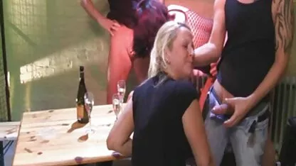 Fiesta con muchas chicas-alemán-csm videos lesbianas colombia