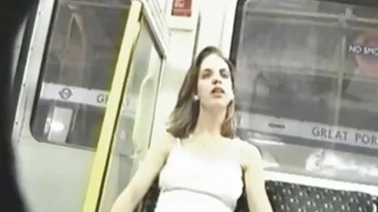 Sally shakespeare subterráneo flash mujeres calientes en webcam