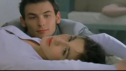 La cría (Cornudo) escena de romance (1999) peliculas argumentadas en español