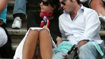 Voyeur 5 chica upskirt en las escaleras con su novio (mrno) pelicula de porno online