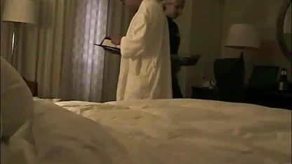 Servicio de habitaciones flash ii videos sexuales en espanol