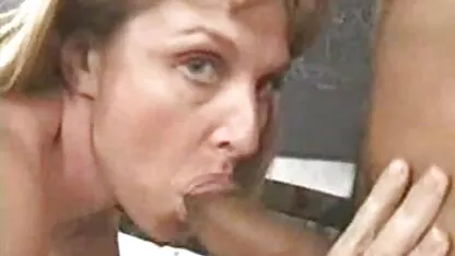 Señoras maduras obtener un buen semen lesbianas cogiendo duro
