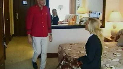Cómo insinuar a un personal del hotel negras chichonas