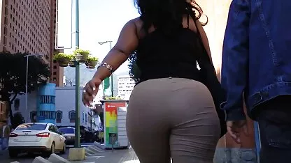Latina culona en khakis  videos pornos colegialas chilenas