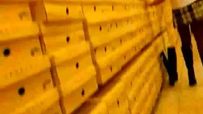 Sans-culotte danza le magasin de chaussure-upskirt sin bragas pornos de gueras