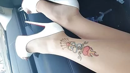 Mi pantyhosed piernas tobillo tatuaje & tacones altos voyeur upskirt mexicanas cojiendo en publico