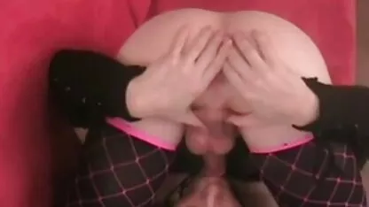 Travesti selfsucking  porn amateur street