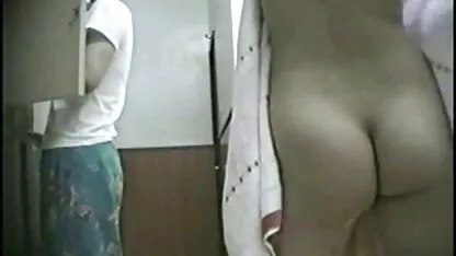 Cambio de ropa acción club ducha videos caseros coños peludos