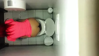 Chicas reales voyeur baño videos xxx animados en español