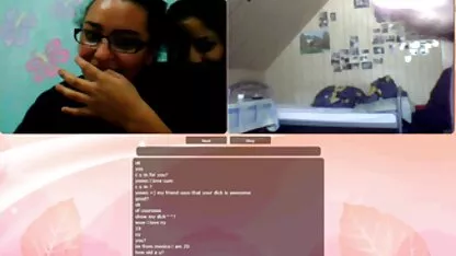Masturbándose para 2 chicas en chatroulette latinas tetonas y nalgonas